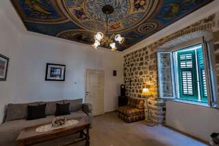 Апартаменты Royal House Котор Улучшенные апартаменты-12